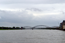 Südbrücke in Köln_2.jpg